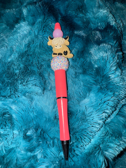 Pink & White Highland Cow Beaded Pen With Refill