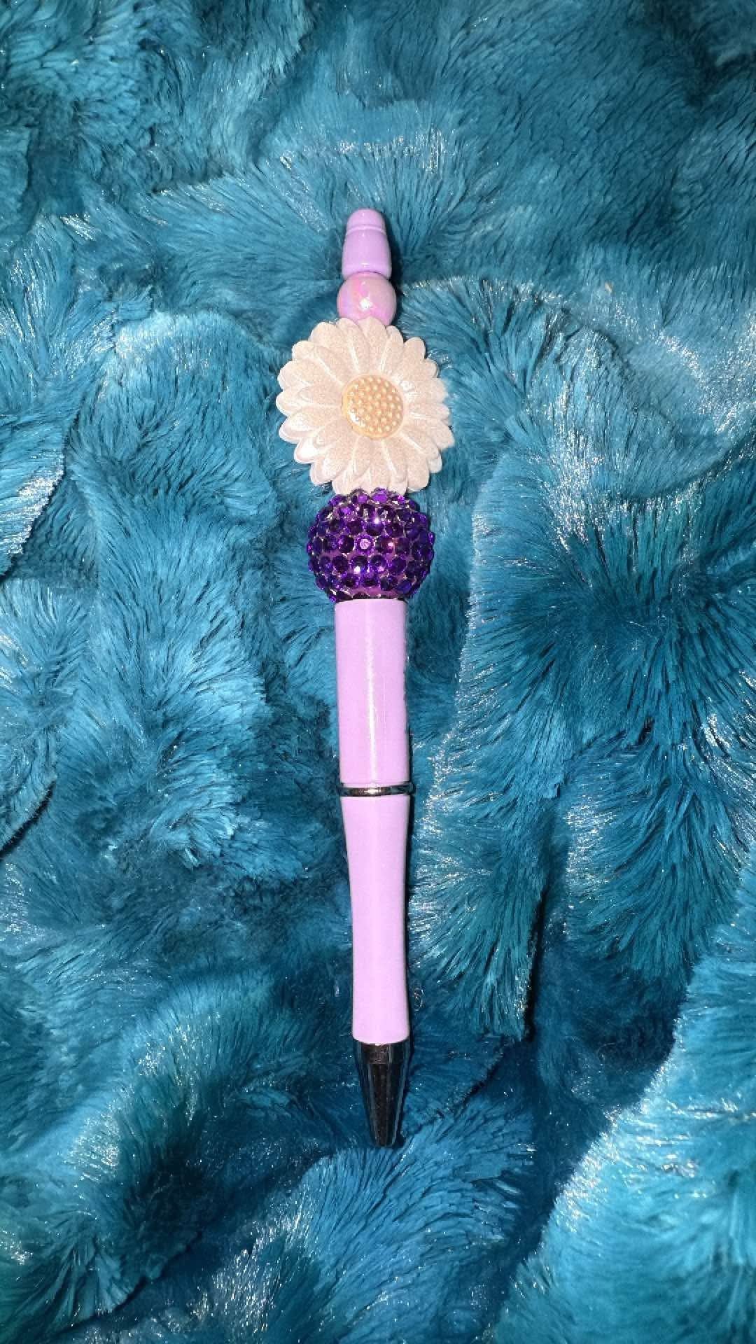 White & Purple Flower Beaded Pen With Refill